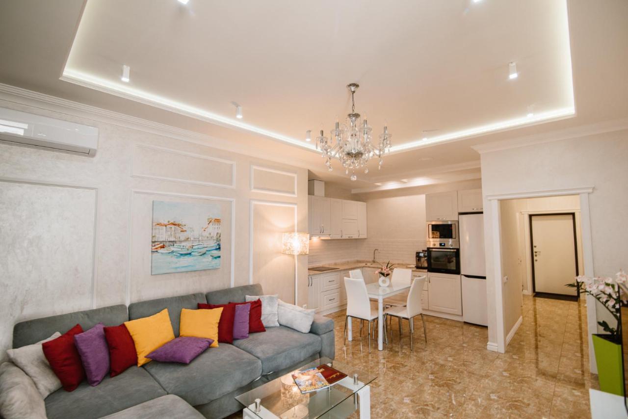 Apartament Luxury For Business & Pleasure Royal 1 Kijów Zewnętrze zdjęcie