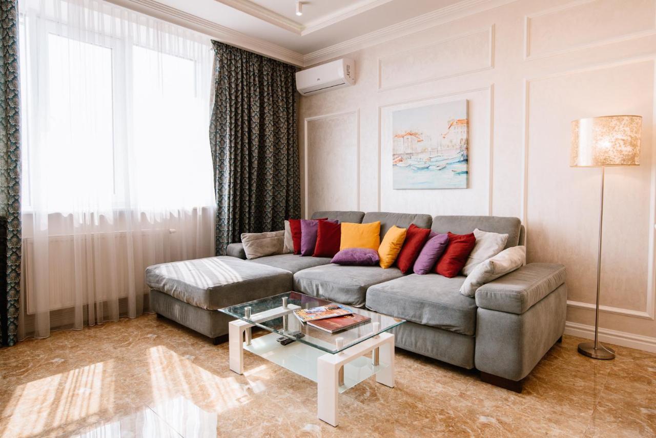Apartament Luxury For Business & Pleasure Royal 1 Kijów Zewnętrze zdjęcie