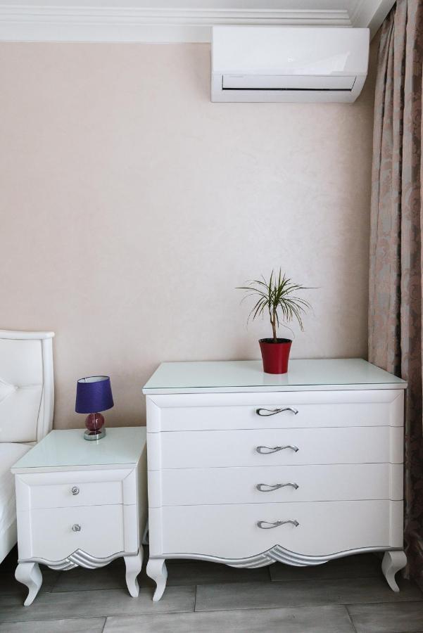 Apartament Luxury For Business & Pleasure Royal 1 Kijów Zewnętrze zdjęcie